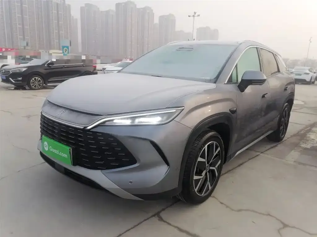 BYD L DM-i — фото 7
