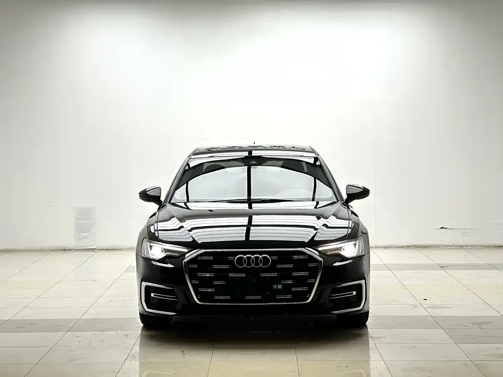Audi A6L 2024 из CN, фото 2