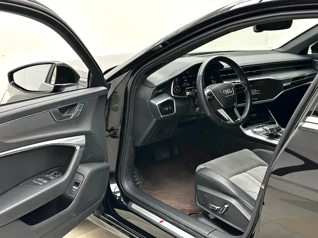Audi A6L 2024 из CN, фото 3