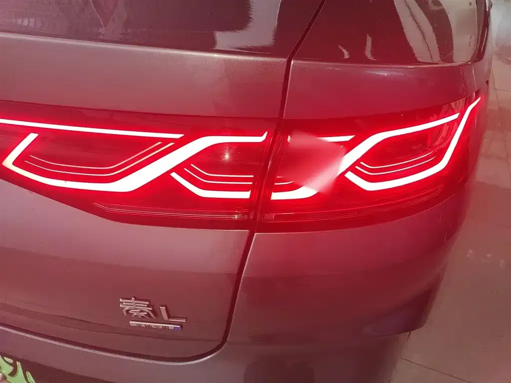 BYD Qin L — фото 4