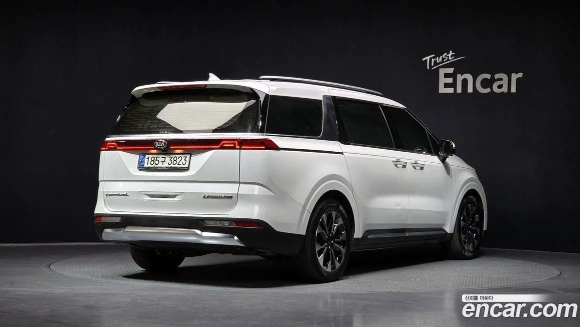 Kia Carnival — фото 2