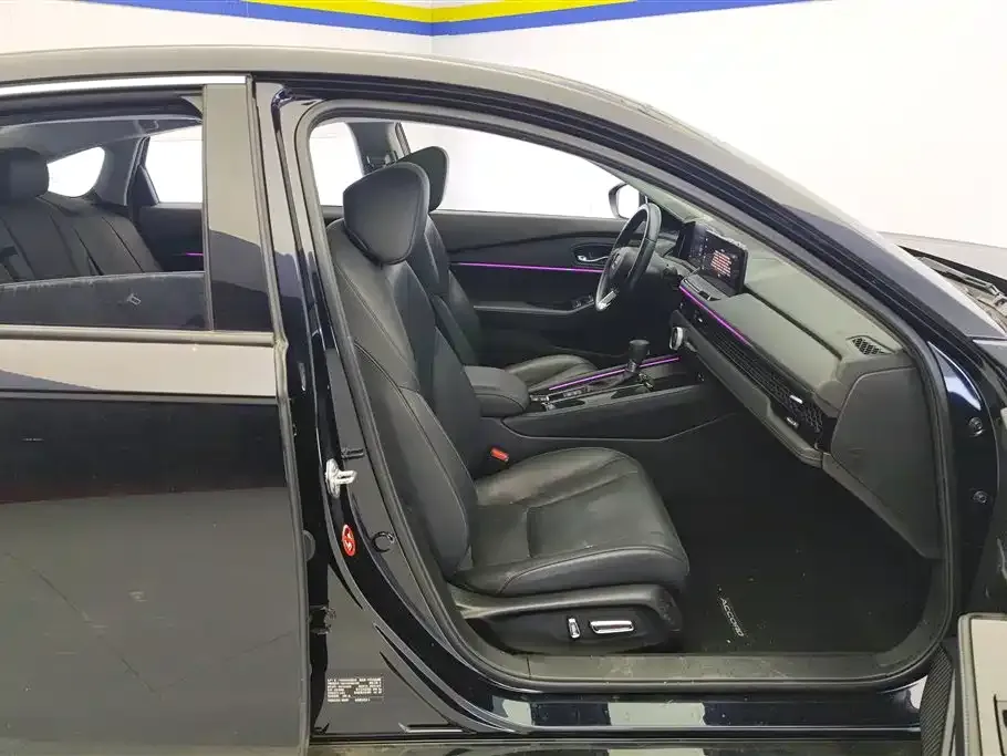 Honda Accord — фото 5