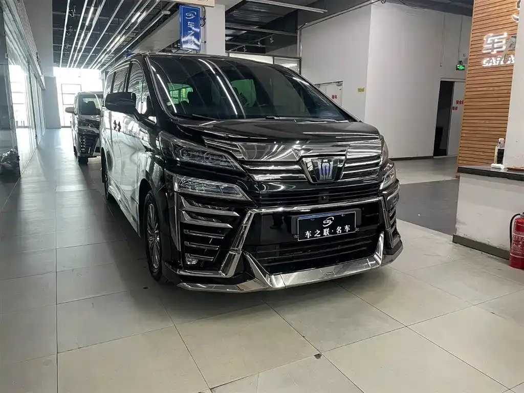 Toyota Vellfire 2021 из CN, фото 1