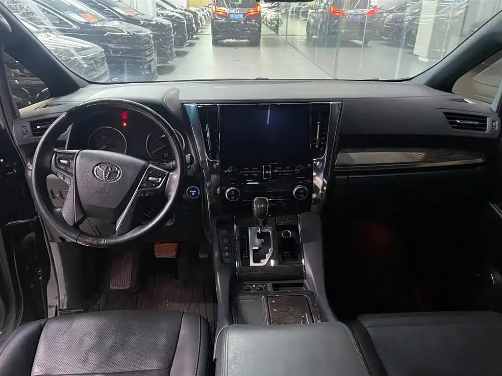 Toyota Vellfire 2021 из CN, фото 3