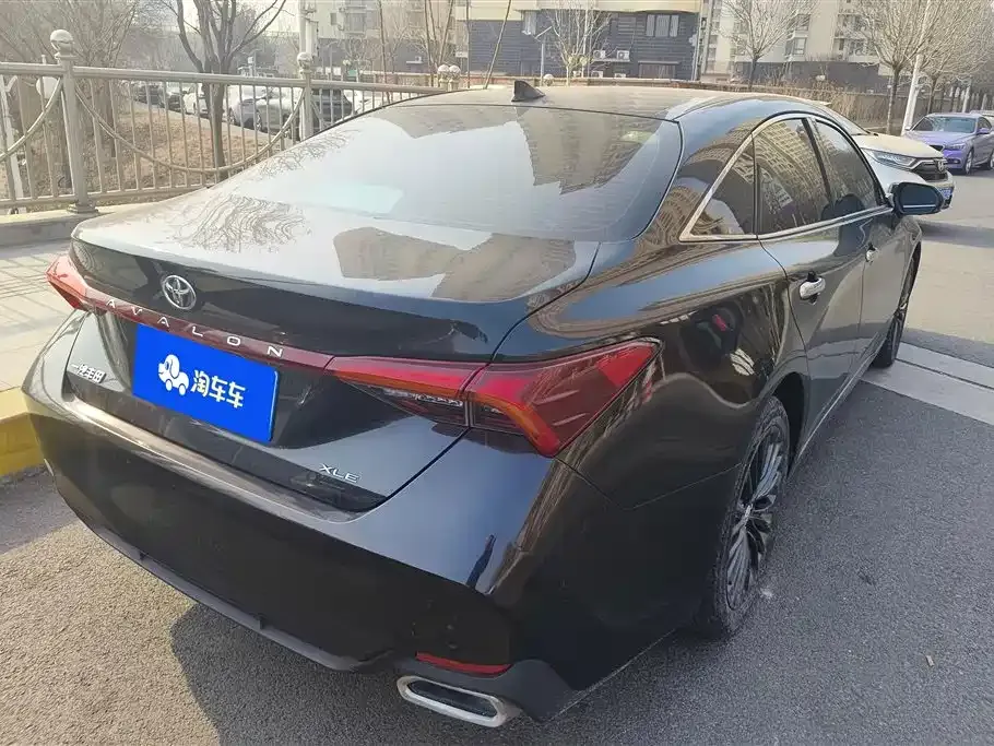 Toyota Avalon 2022 из CN, фото 8