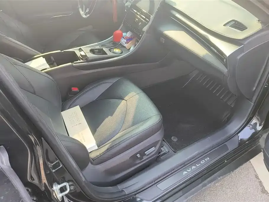 Toyota Avalon 2022 из CN, фото 6