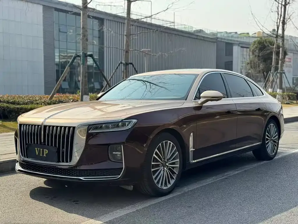Hongqi H9 — фото 1