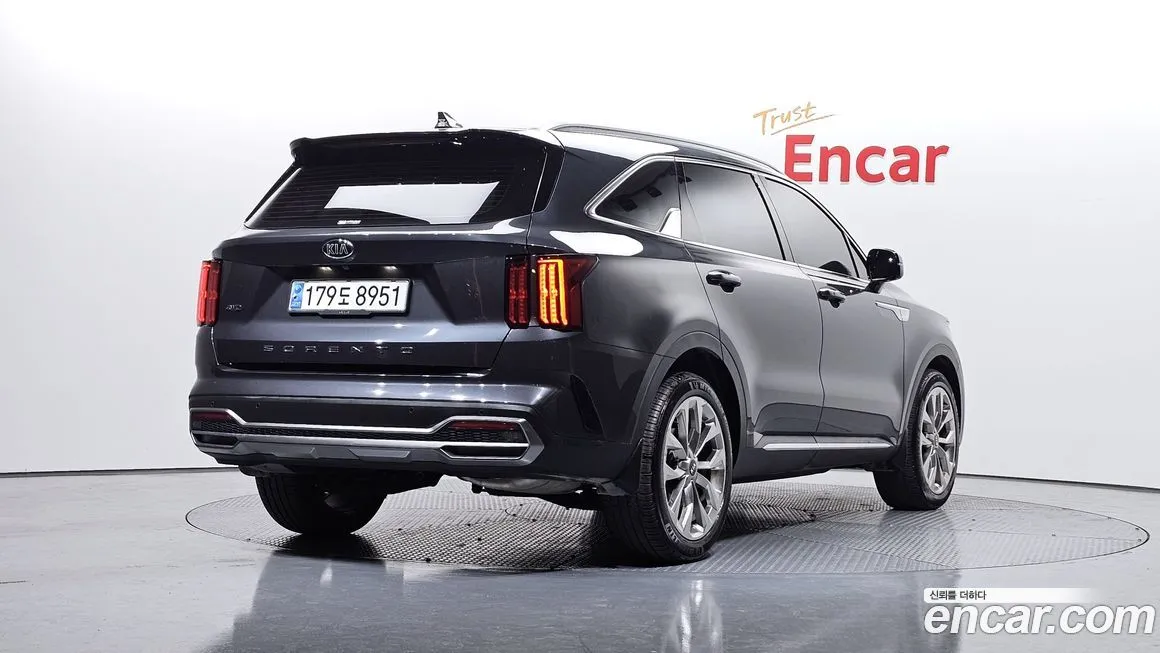 Kia Sorento — фото 3