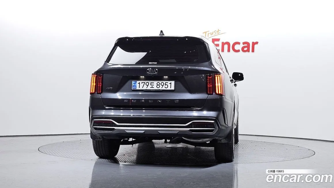 Kia Sorento — фото 7