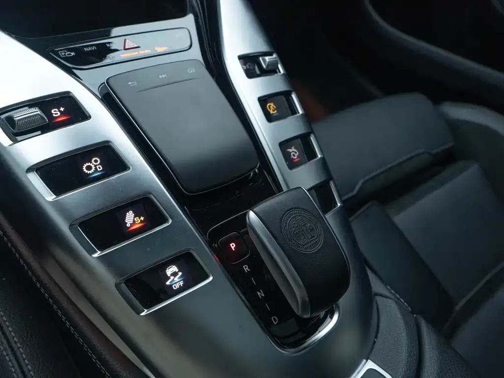 Mercedes-Benz AMG GT 2021 из CN, фото 2