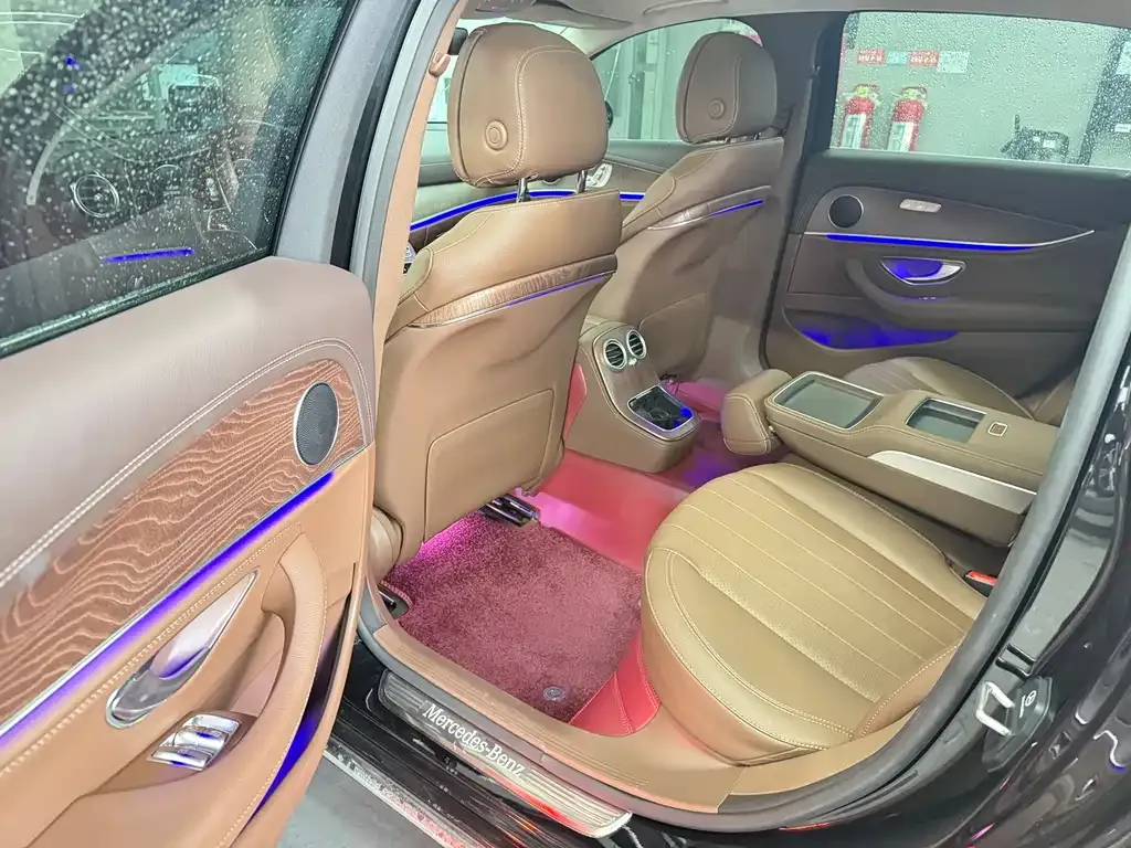 Mercedes-Benz E-Class 2023 из CN, фото 5