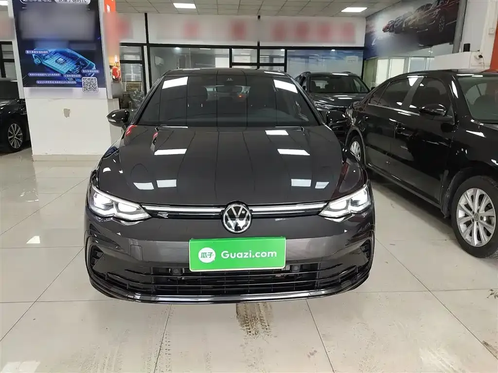 Volkswagen Golf 2022 из CN, фото 2
