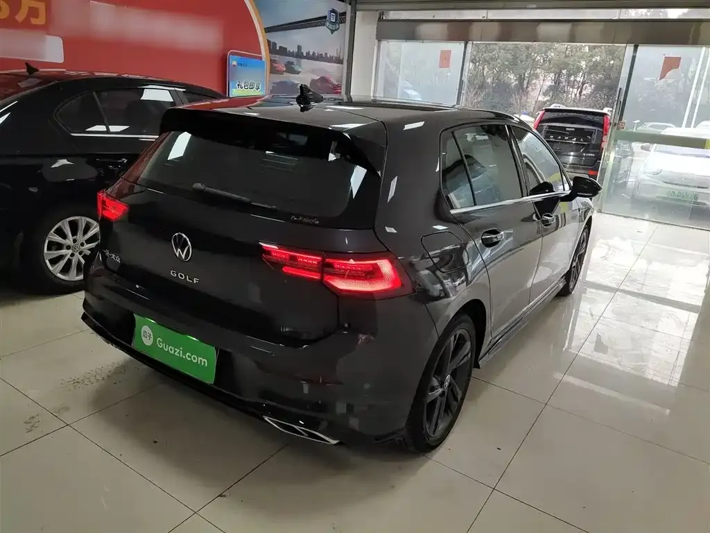 Volkswagen Golf 2022 из CN, фото 7