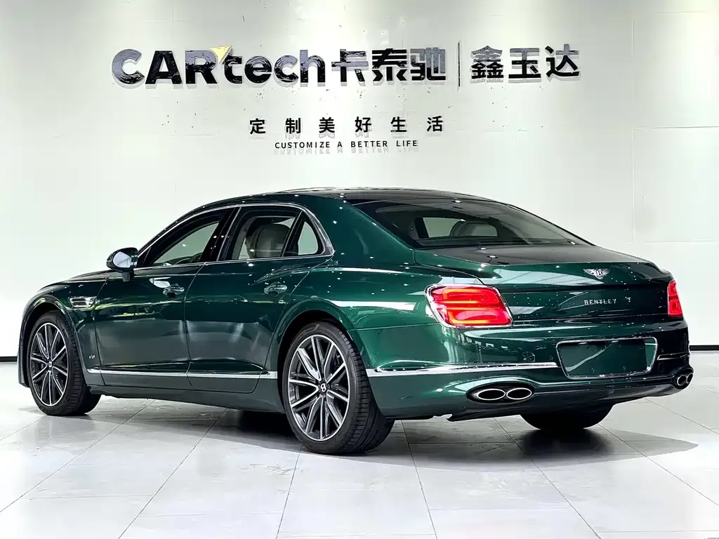 Bentley Flying Spur 2023 из CN, фото 3