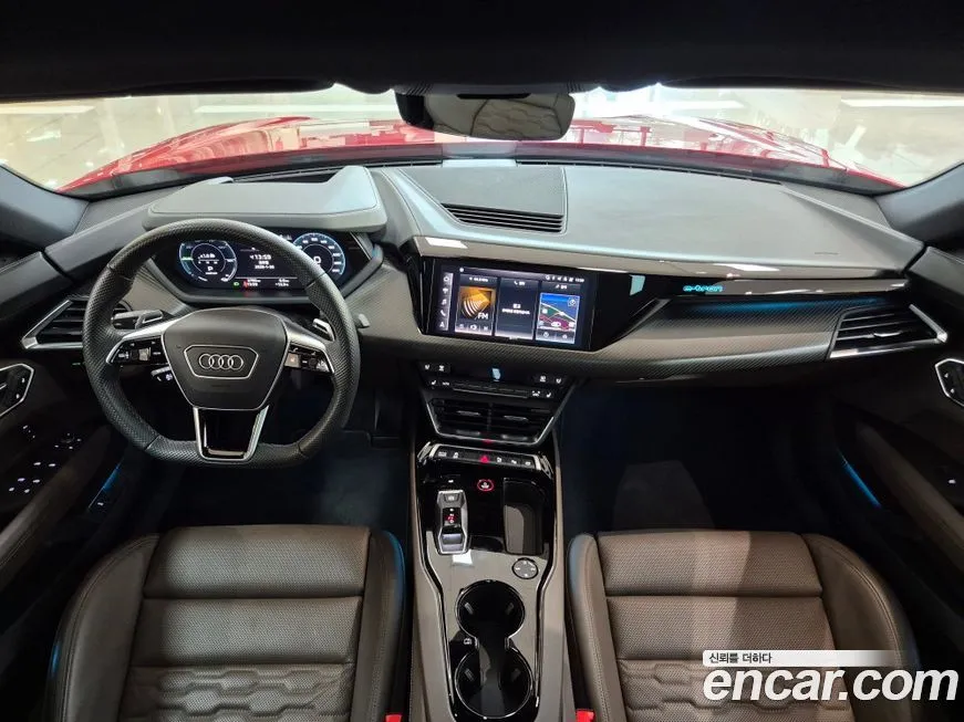 Audi e-tron GT 2023 из KR, фото 7