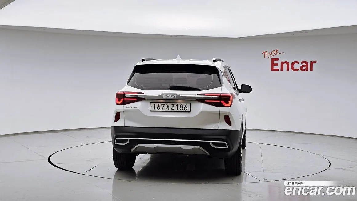 Kia Seltos 2023 из KR, фото 2