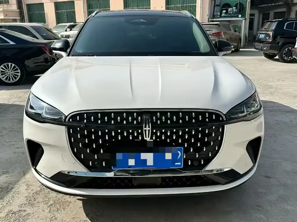 Lincoln Corsair 2024 из CN, фото 2