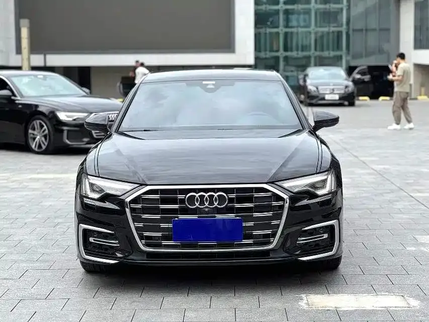 Audi A6L 2023 из CN, фото 4