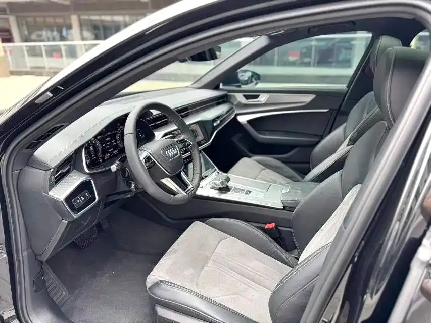 Audi A6L 2023 из CN, фото 7