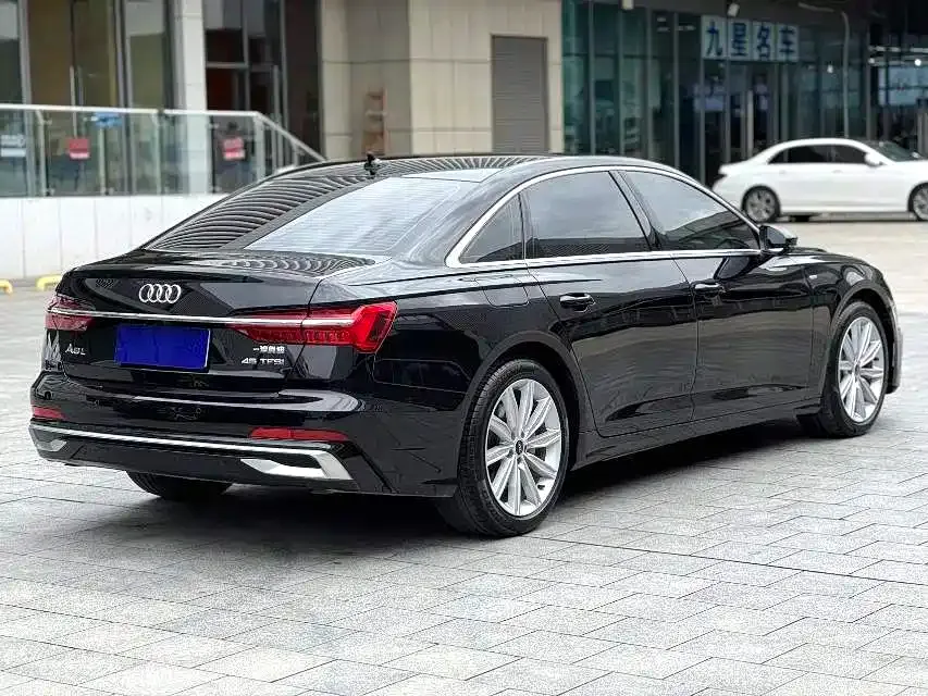 Audi A6L 2023 из CN, фото 6