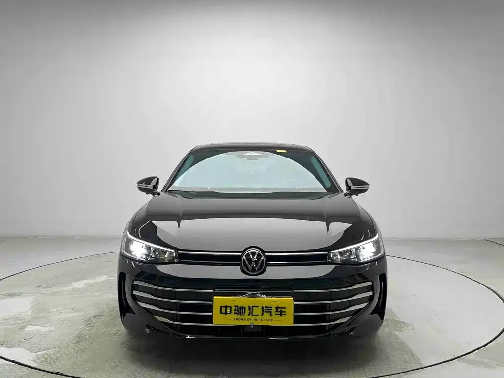 Volkswagen Passat — фото 3