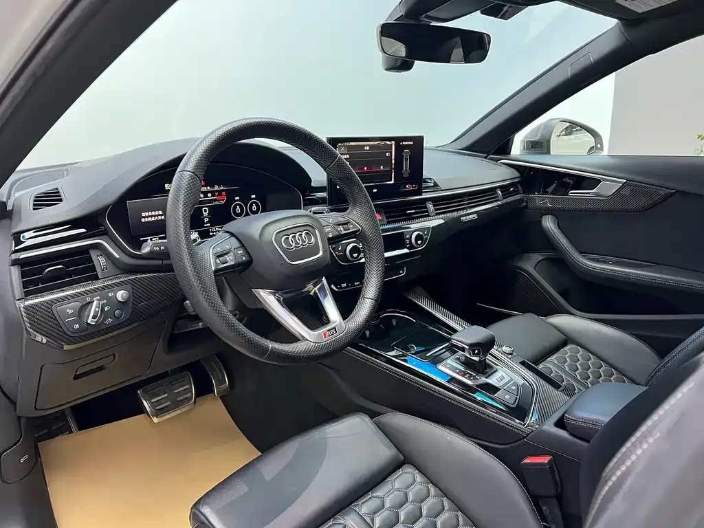 Audi RS 4 2022 из CN, фото 6