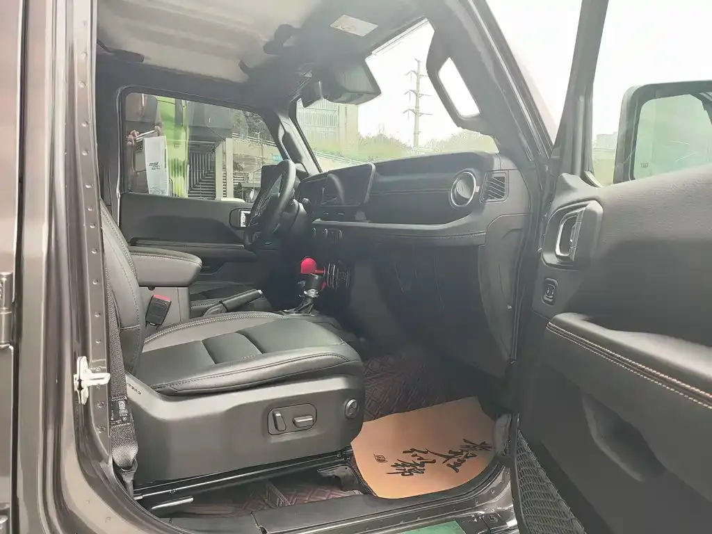 Jeep Wrangler 2023 из CN, фото 7