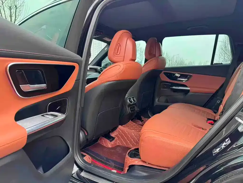 Mercedes-Benz GLC 2024 из CN, фото 3