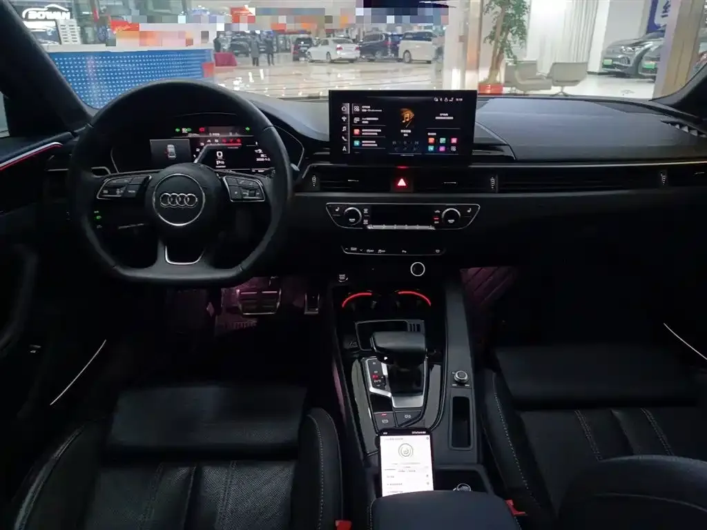 Audi A4L 2023 из CN, фото 4