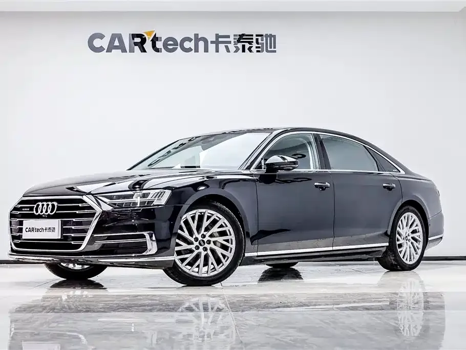 Audi A8 — фото 7