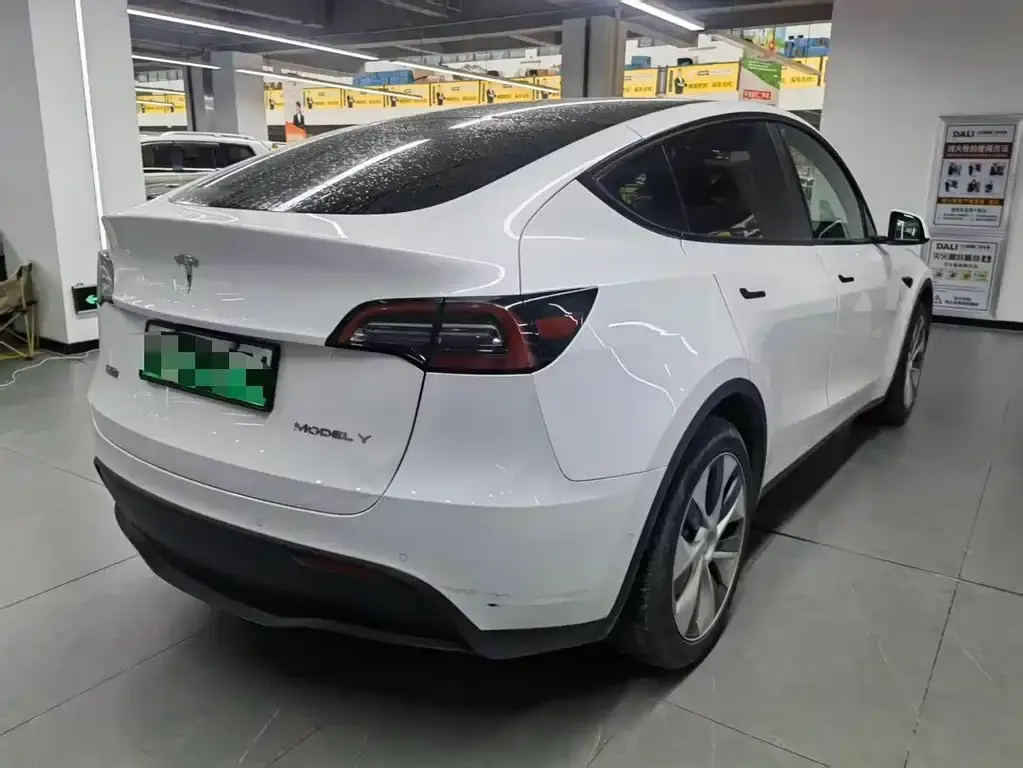 Tesla Model Y 2022 из CN, фото 7