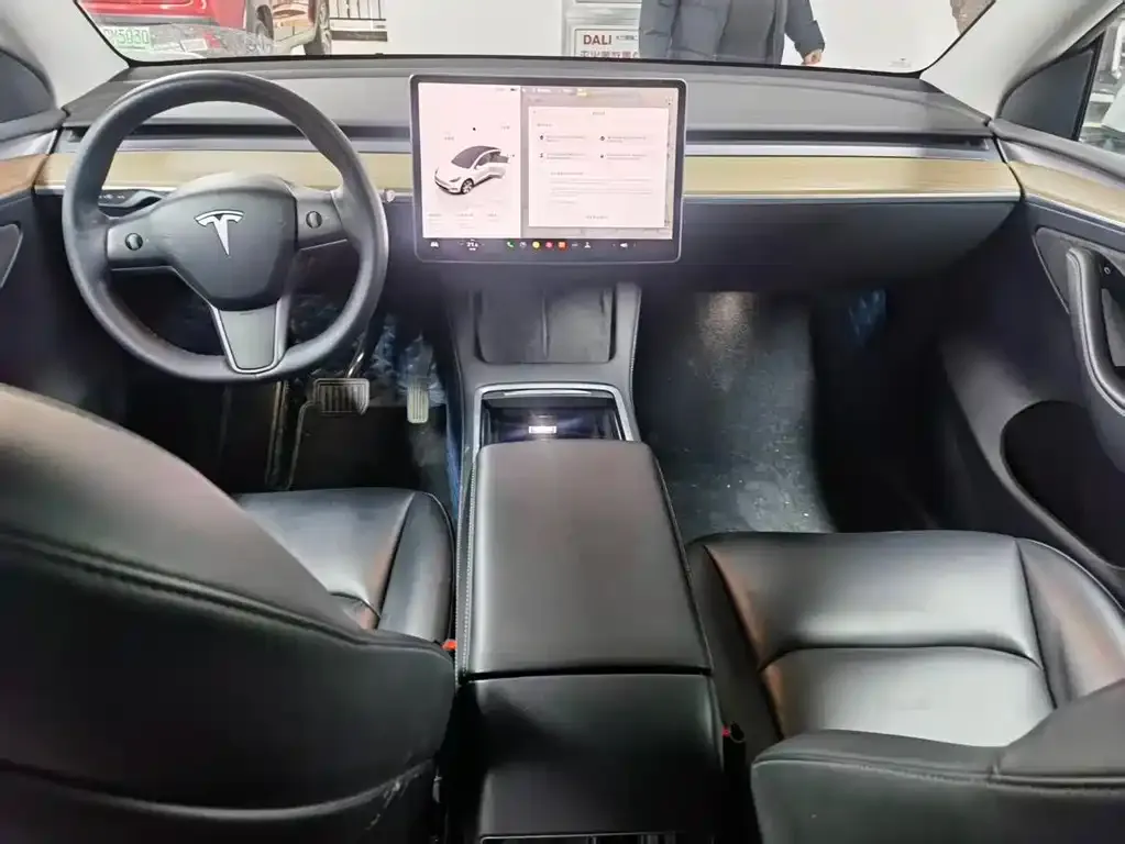 Tesla Model Y 2022 из CN, фото 3