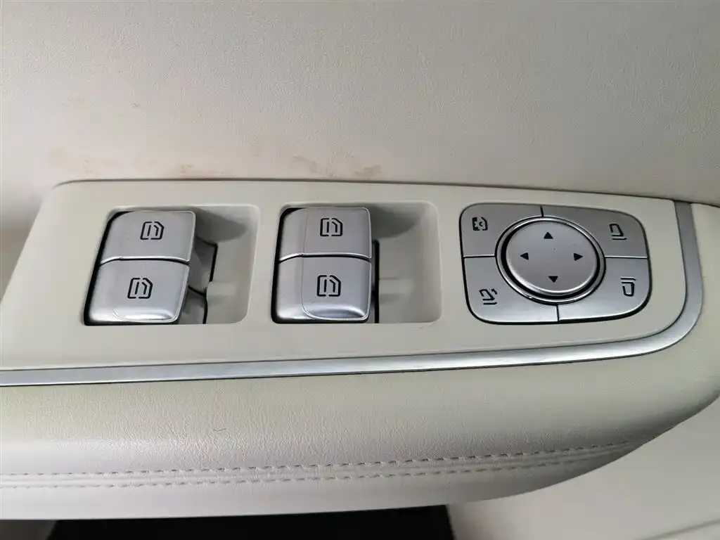 Li Auto ONE 2021 из CN, фото 3