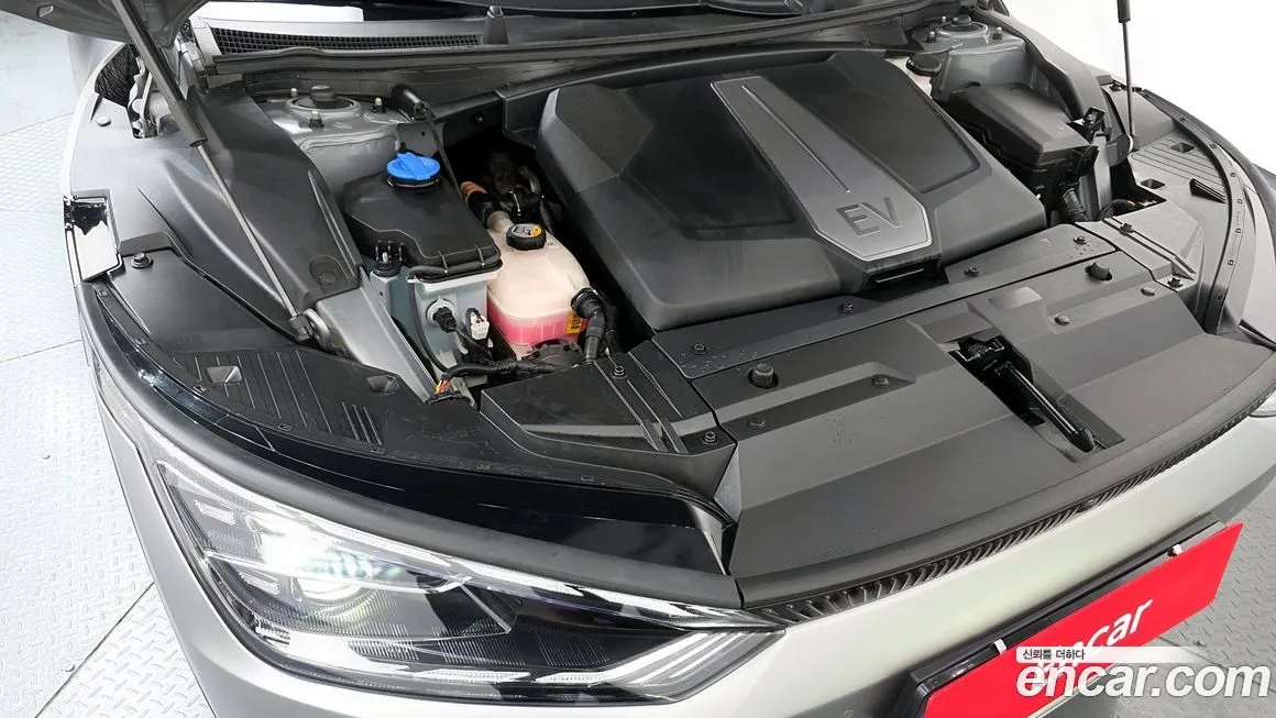Kia EV6 2022 из KR, фото 10
