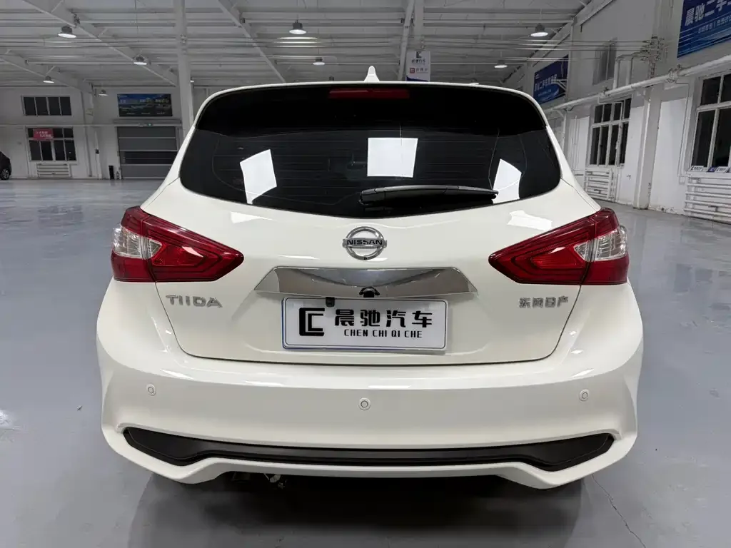 Nissan Tiida 2024 из CN, фото 4