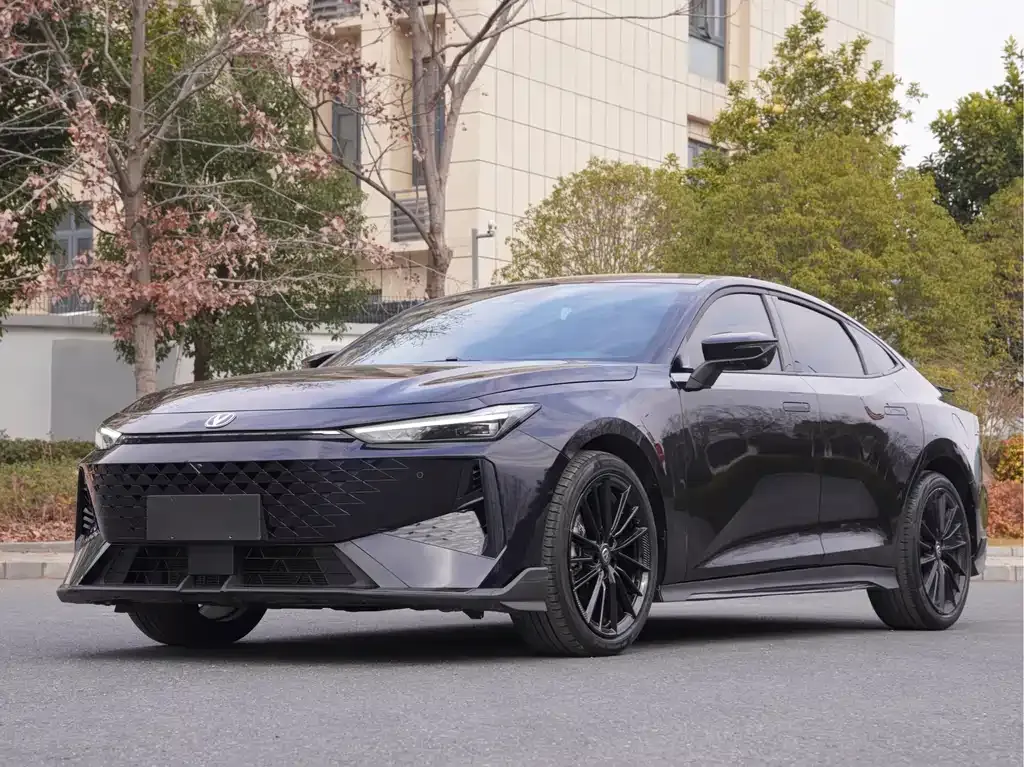 Changan UNI-V 2024 из CN, фото 1