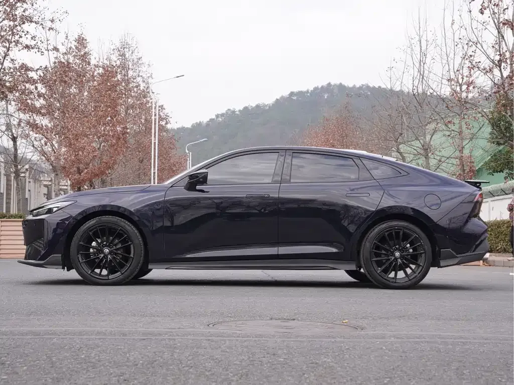 Changan UNI-V 2024 из CN, фото 9