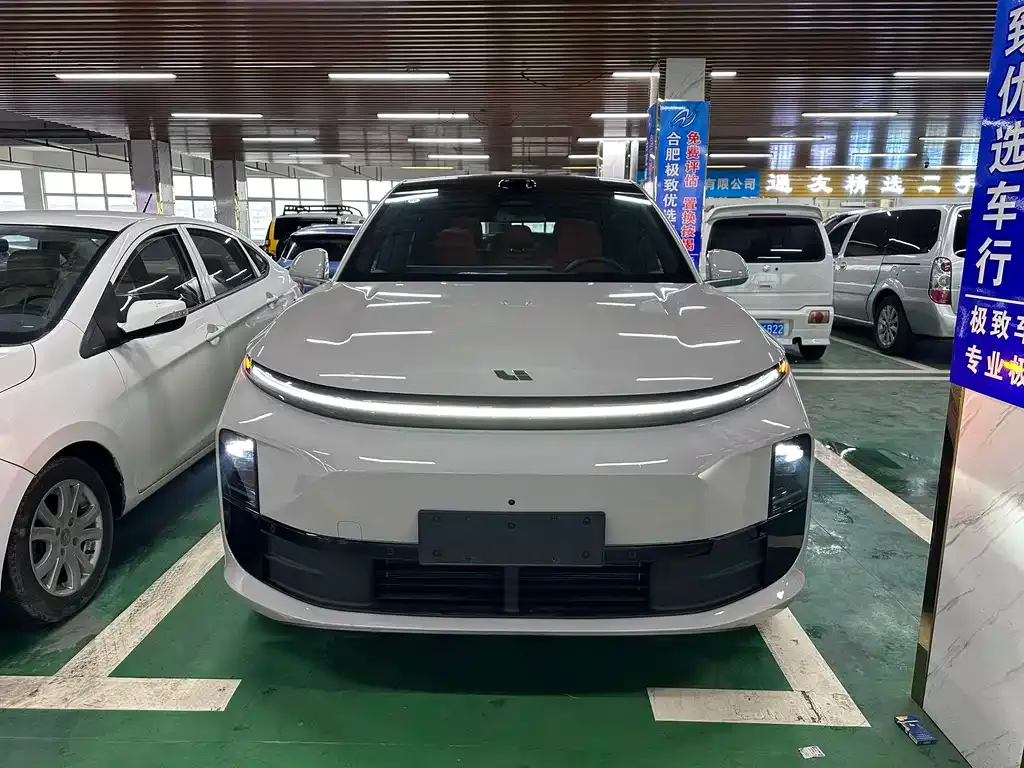 Li Auto L6 2025 из CN, фото 8