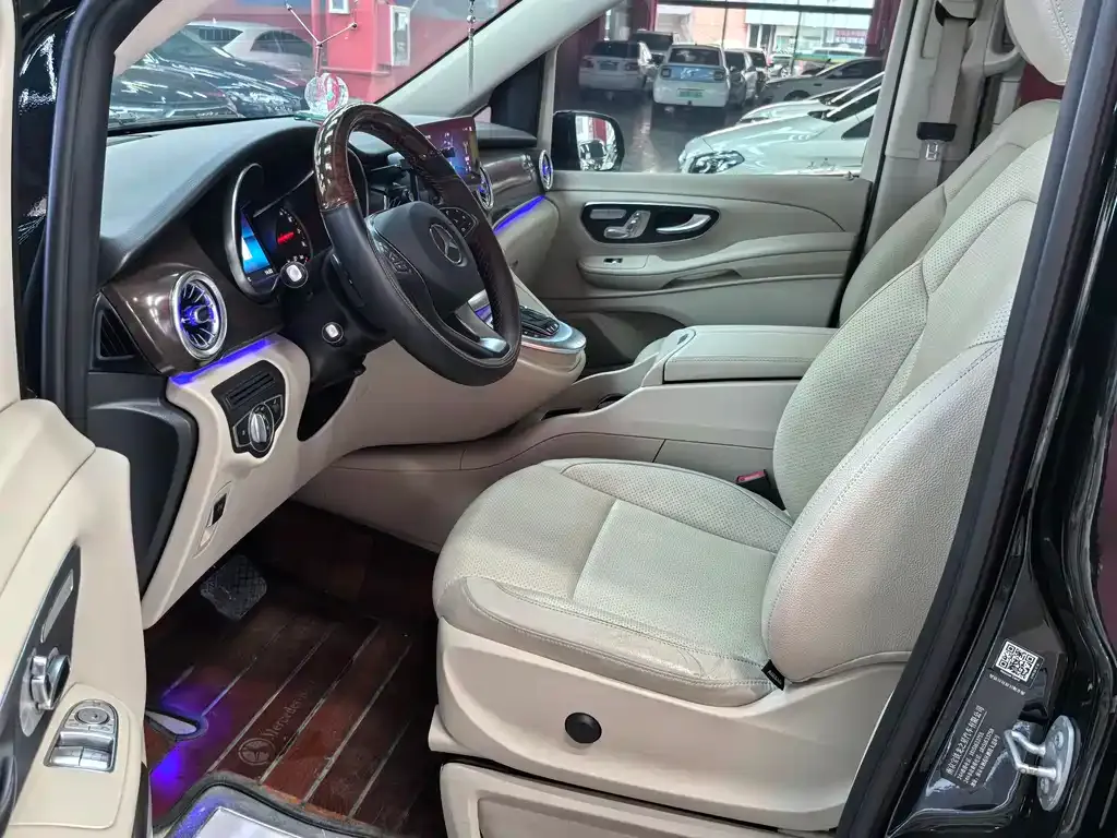 Mercedes-Benz V-Class 2021 из CN, фото 9