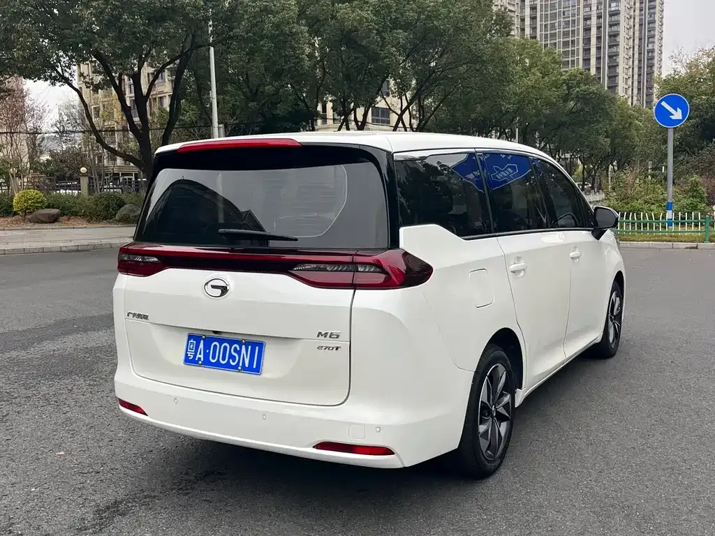 GAC Motor Trumpchi M6 — фото 4
