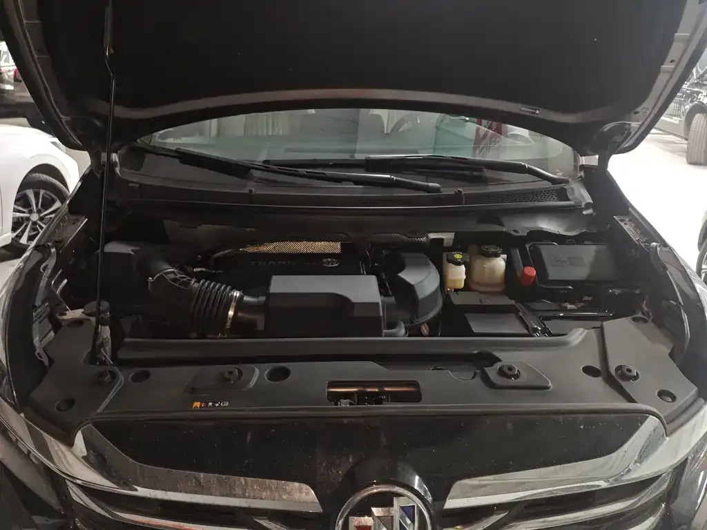 Buick GL8 2024 из CN, фото 7