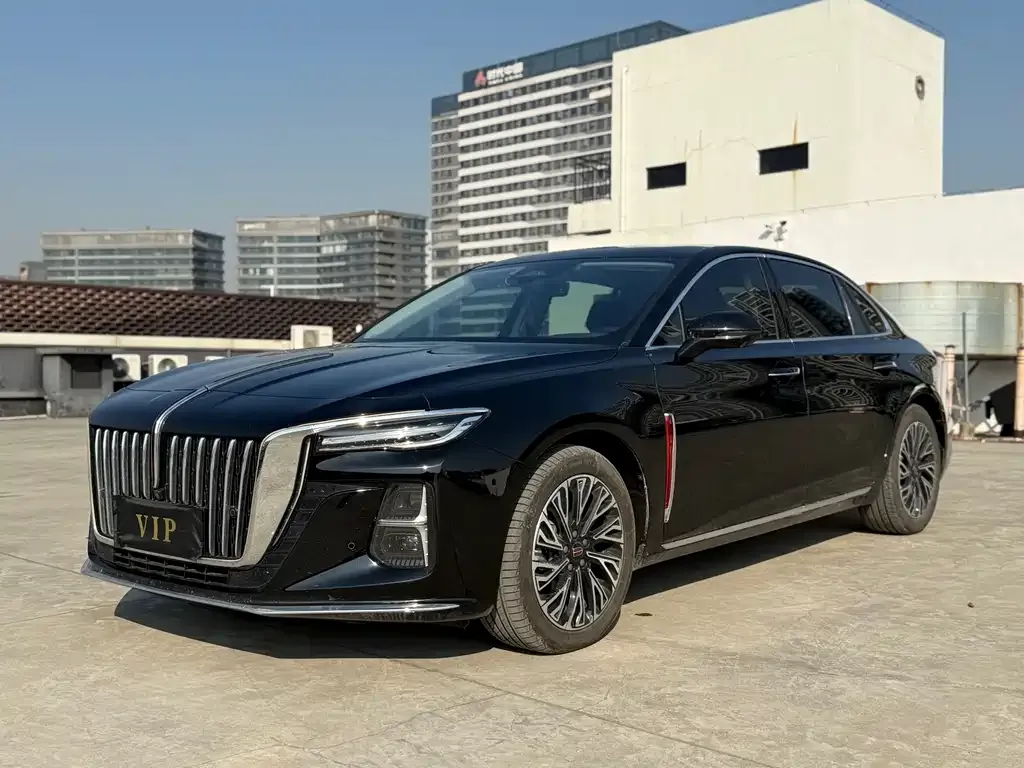 Hongqi H5 — фото 1