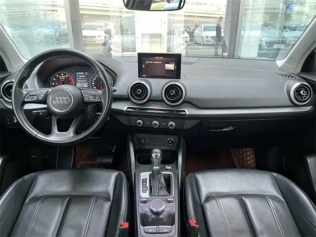 Audi Q2L 2023 из CN, фото 6