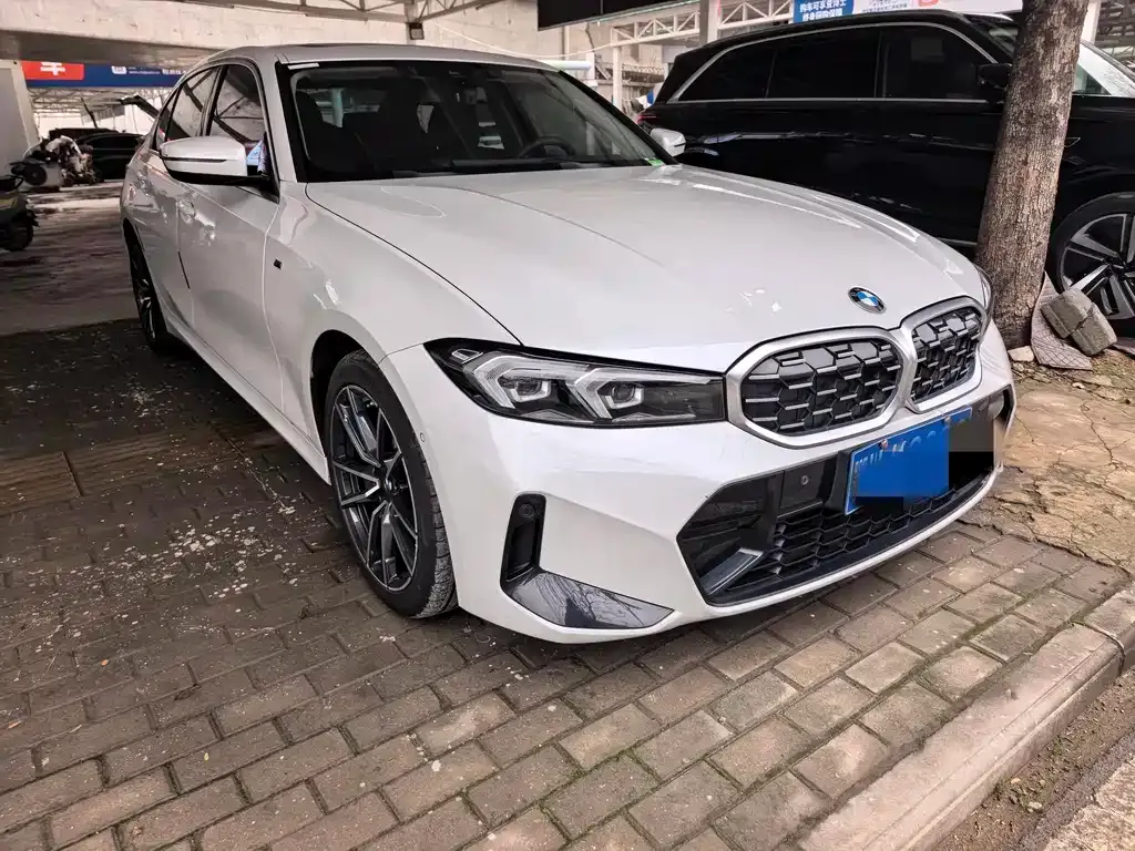 BMW 3 Series 2023 из CN, фото 10