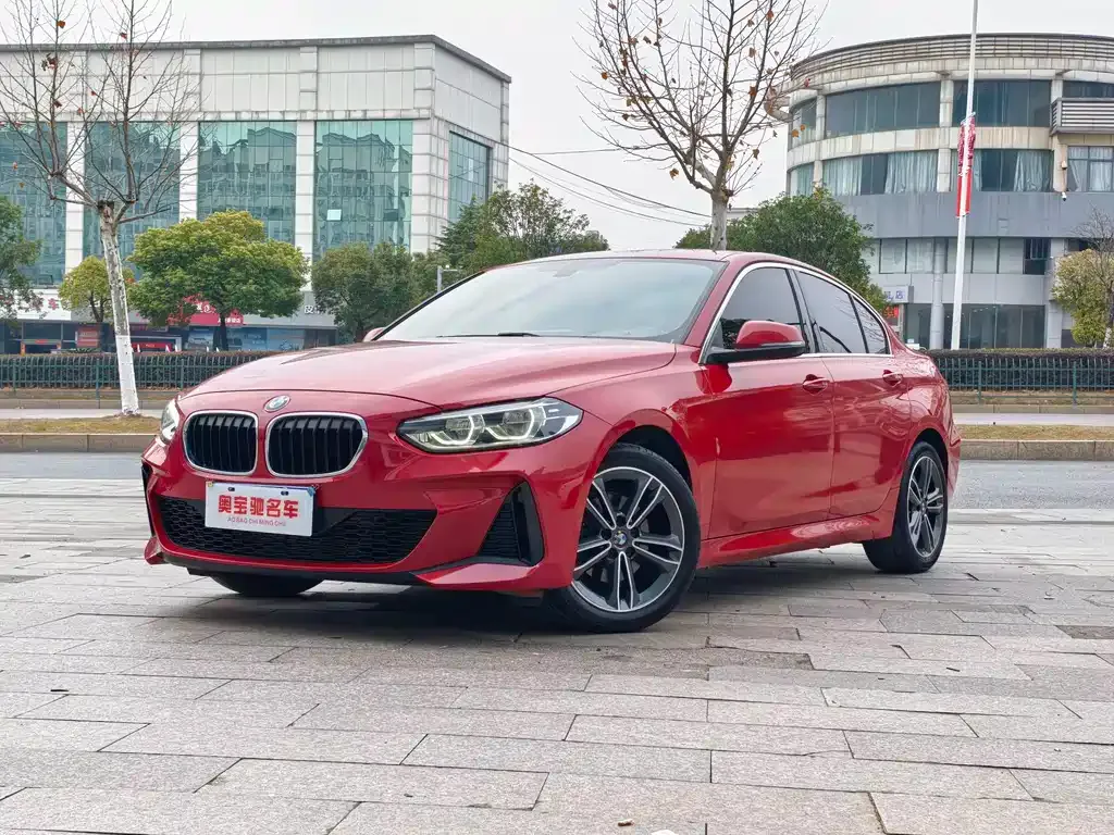 BMW 1 Series — фото 1