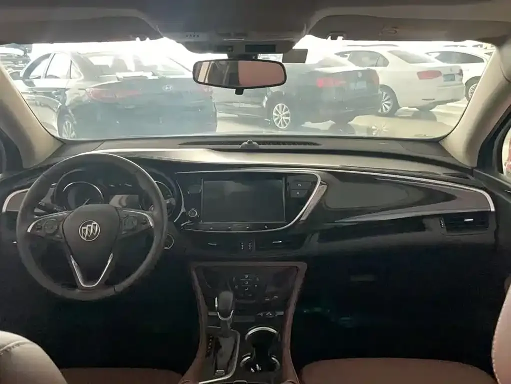 Buick Envision Plus — фото 9