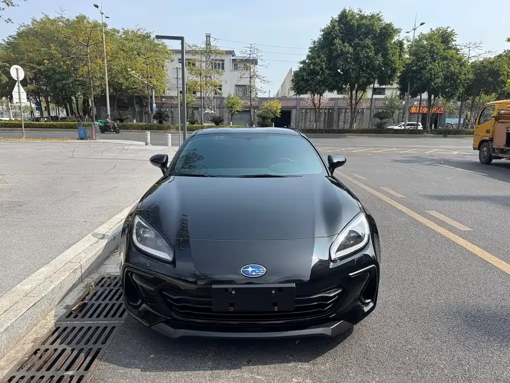Subaru BRZ 2022 из CN, фото 4