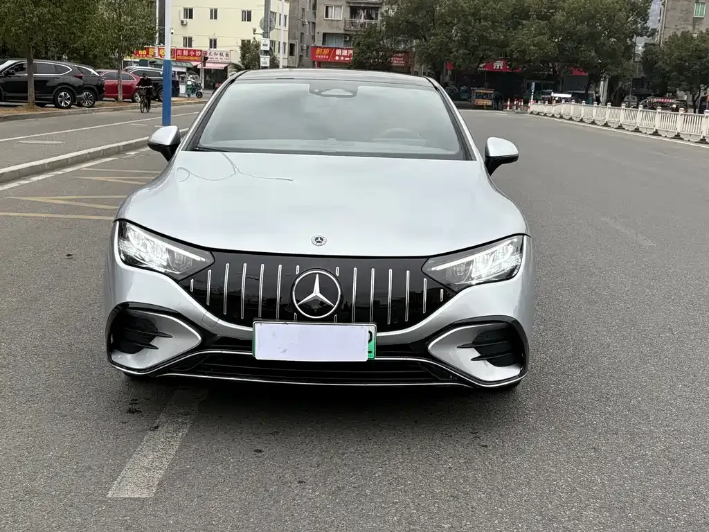 Mercedes-Benz EQE 2023 из CN, фото 6