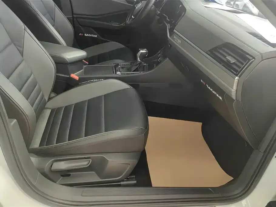 Volkswagen Sagitar 2021 из CN, фото 5