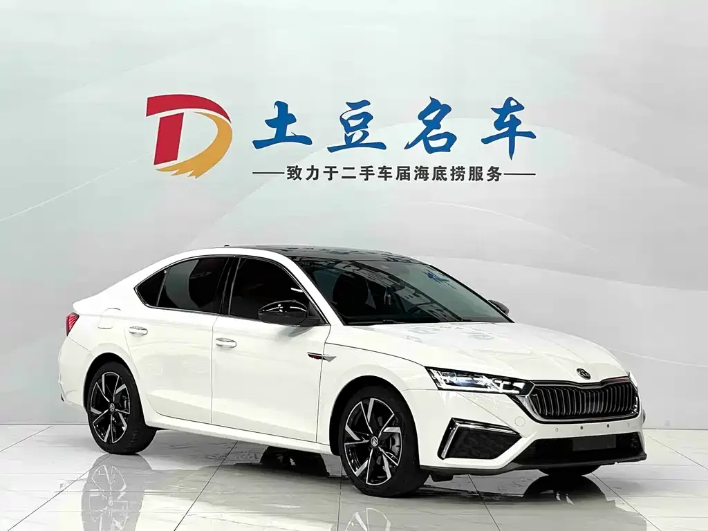 Skoda Octavia 2022 из CN, фото 5